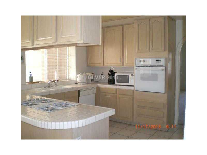 2855 Westwind Road Las Vegas, NV 89146 - Photo 6 of 32 Kitchen.