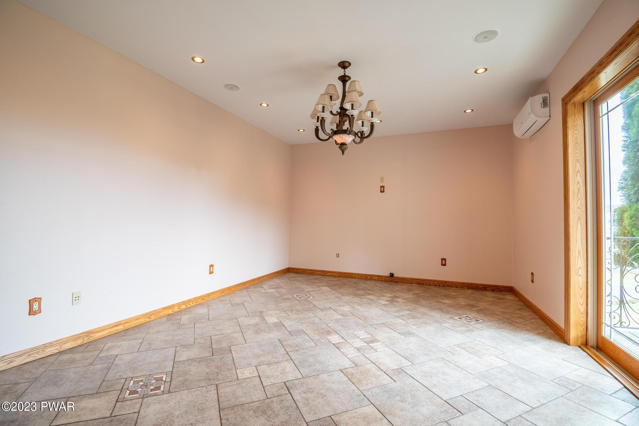 91 Rosencranse Road Honesdale, PA 18431 - Photo 24 of 71 Formal Living