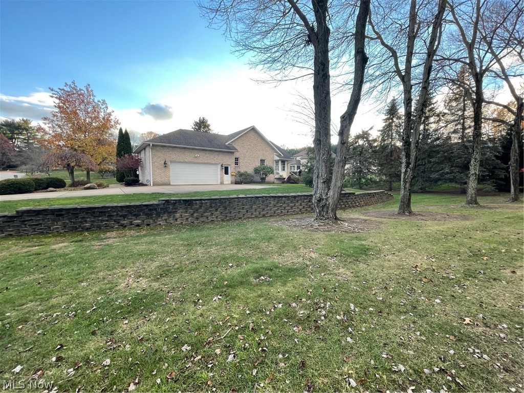 3075 Mill Ridge Circle Northwest Canton, OH 44708 - Photo 4 of 35 Gallery Image 4