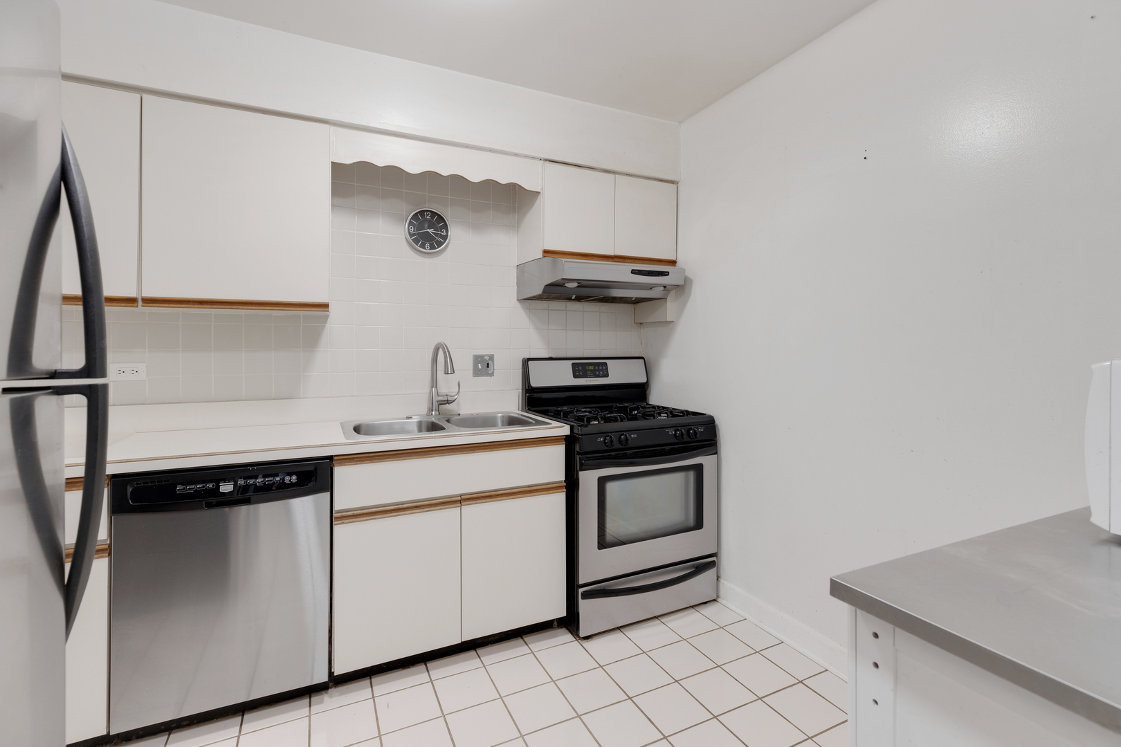 1445 Shermer Road, Unit 2A Northbrook, IL 60062 - Photo 11 of 14 Gallery Image 11