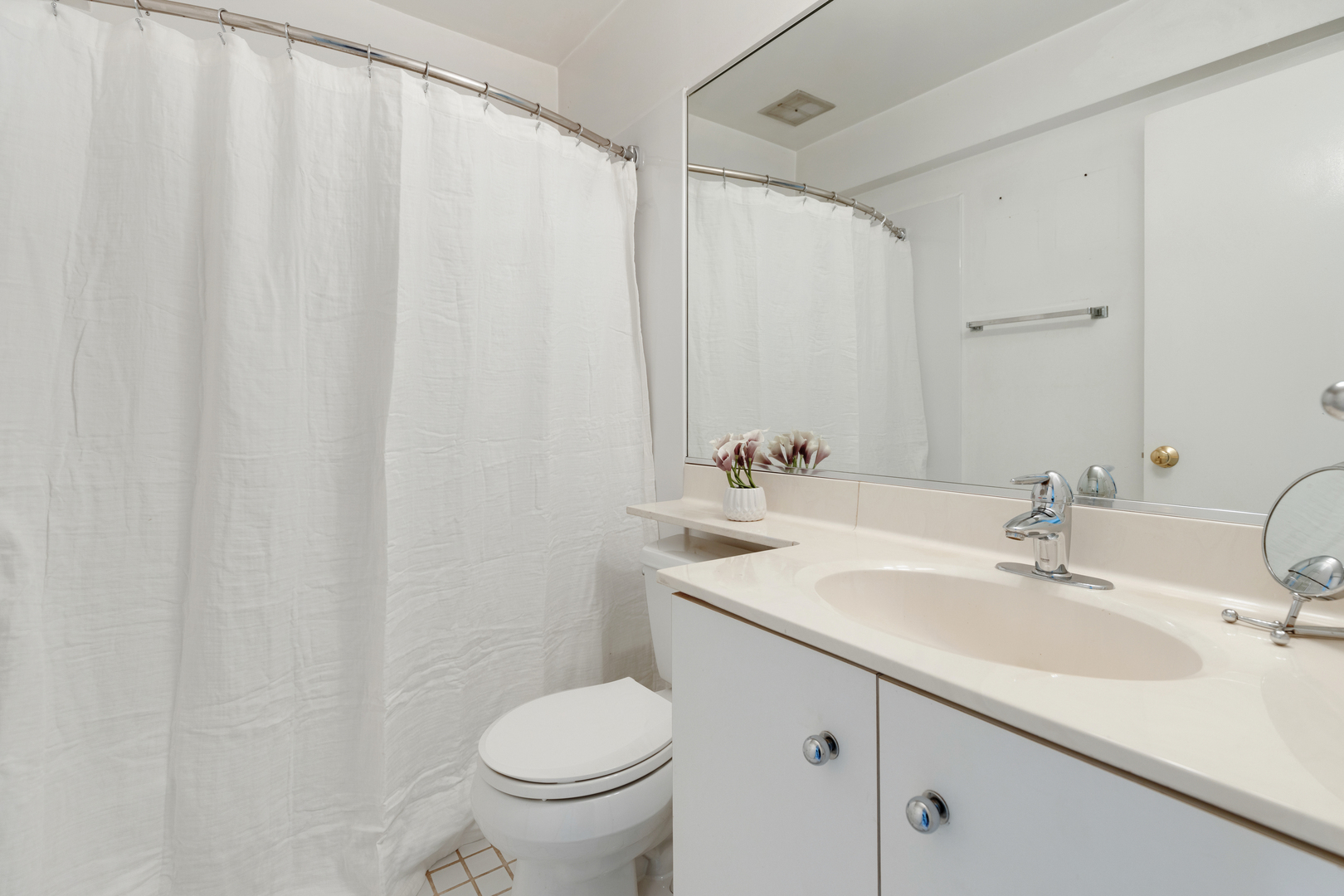 1445 Shermer Road, Unit 2A Northbrook, IL 60062 - Photo 13 of 14 Gallery Image 13