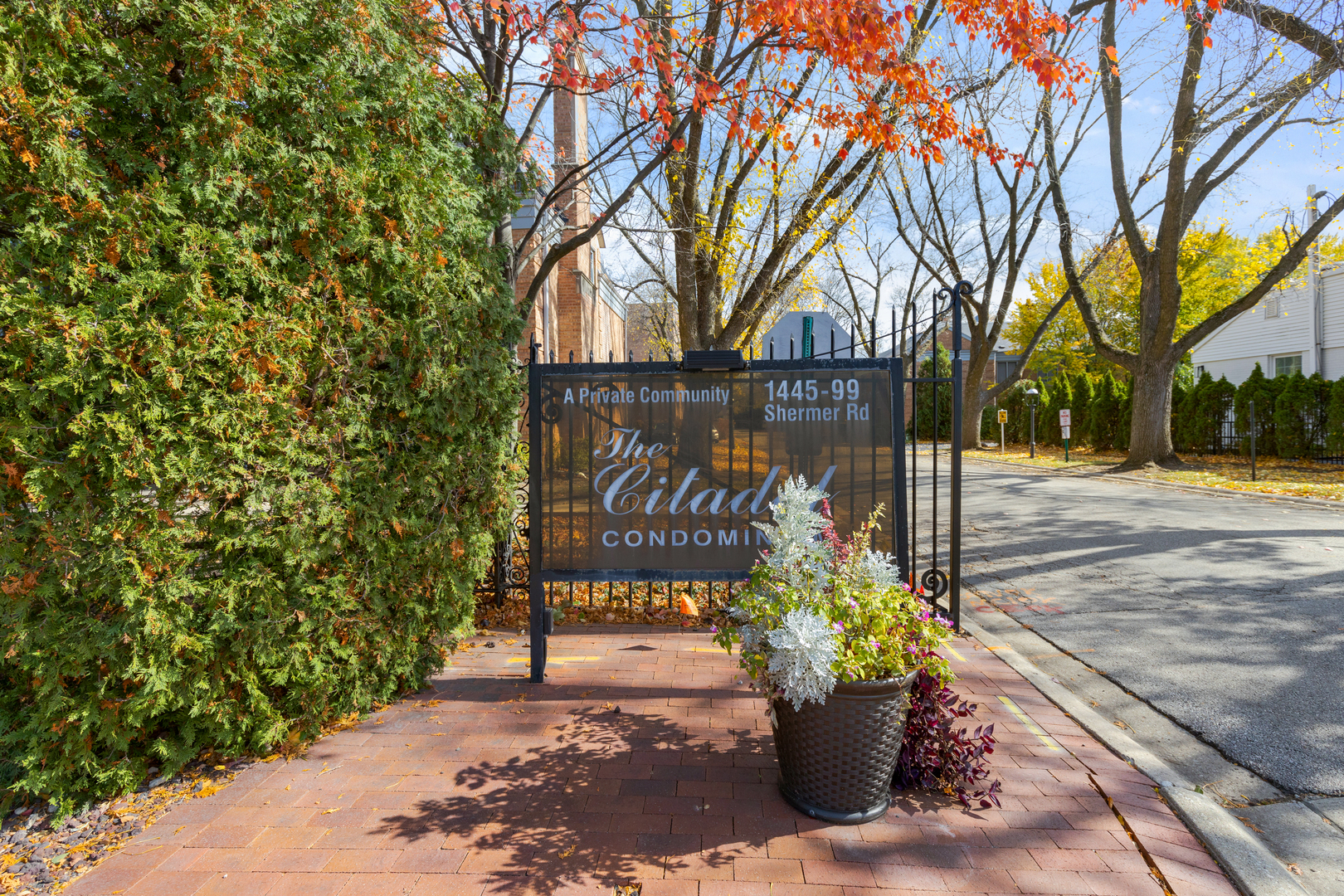 1445 Shermer Road, Unit 2A Northbrook, IL 60062 - Photo 2 of 14 Gallery Image 2