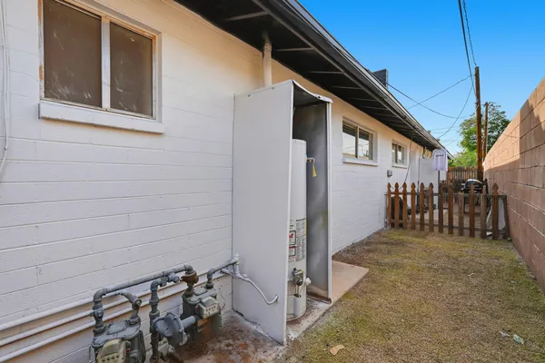 $950 | 4329 North Longview Avenue, Unit 2, Phoenix, AZ 85014