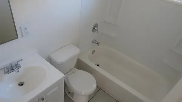 $984 | 4329 North Longview Avenue, Unit 2, Phoenix, AZ 85014