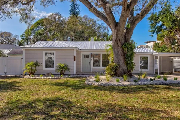 $9,900 | 326 South Lime Avenue, Sarasota, FL 34237