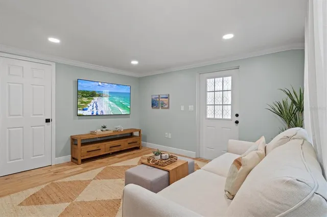 $9,900 | 326 South Lime Avenue, Sarasota, FL 34237