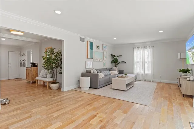 $9,900 | 326 South Lime Avenue, Sarasota, FL 34237