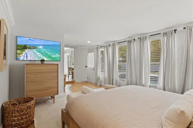 $9,900 | 326 South Lime Avenue, Sarasota, FL 34237