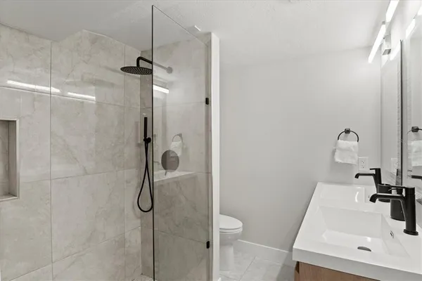 $9,900 | 326 South Lime Avenue, Sarasota, FL 34237