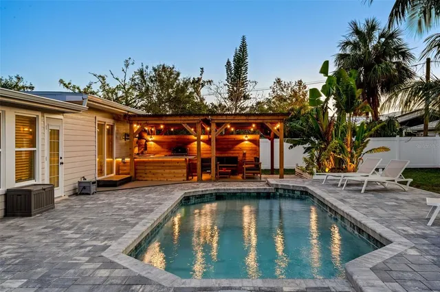 $9,900 | 326 South Lime Avenue, Sarasota, FL 34237