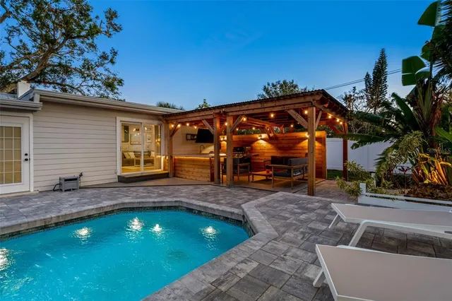 $9,900 | 326 South Lime Avenue, Sarasota, FL 34237