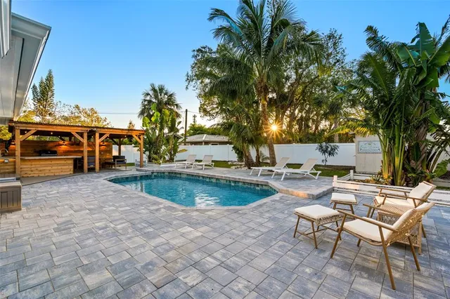 $9,900 | 326 South Lime Avenue, Sarasota, FL 34237