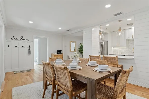 $9,900 | 326 South Lime Avenue, Sarasota, FL 34237