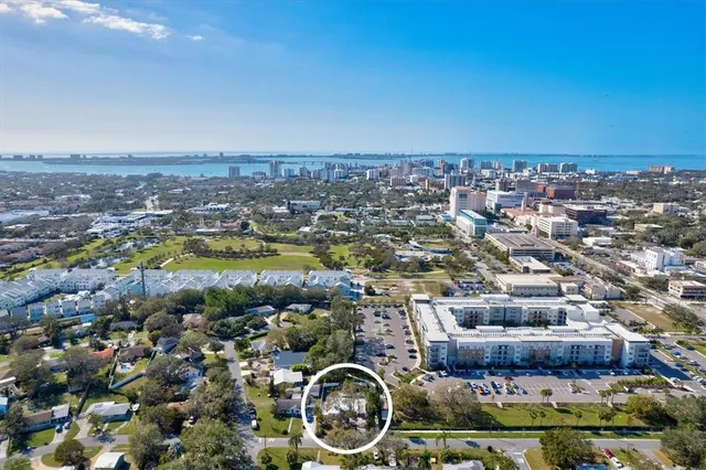 $9,900 | 326 South Lime Avenue, Sarasota, FL 34237