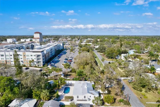 $9,900 | 326 South Lime Avenue, Sarasota, FL 34237