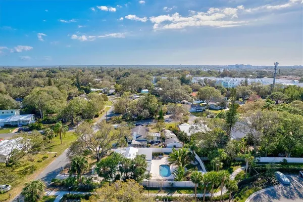 $9,900 | 326 South Lime Avenue, Sarasota, FL 34237