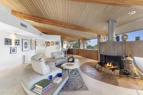 $2,899,000 | 7915 East Primrose Path, Carefree, AZ 85377