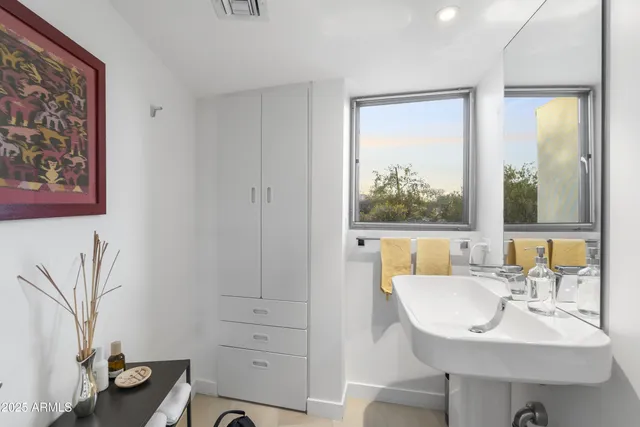 $2,999,000 | 7915 East Primrose Path, Carefree, AZ 85377