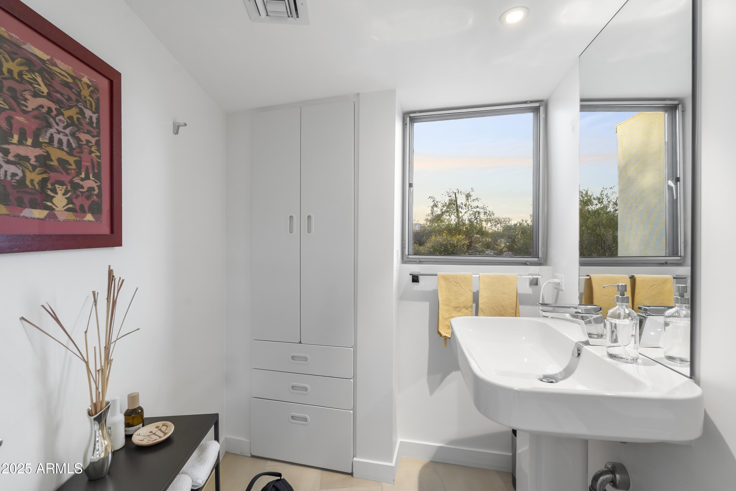 7915 East Primrose Path Carefree, AZ 85377 - Photo 32 of 55 Hall Powder Room