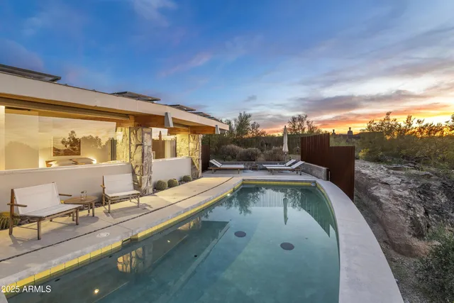 $2,999,000 | 7915 East Primrose Path, Carefree, AZ 85377