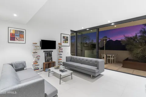 $2,999,000 | 7915 East Primrose Path, Carefree, AZ 85377