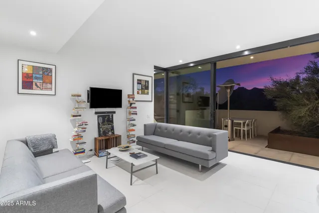 $2,999,000 | 7915 East Primrose Path, Carefree, AZ 85377