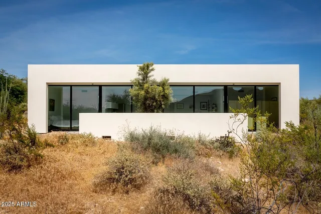 $2,999,000 | 7915 East Primrose Path, Carefree, AZ 85377