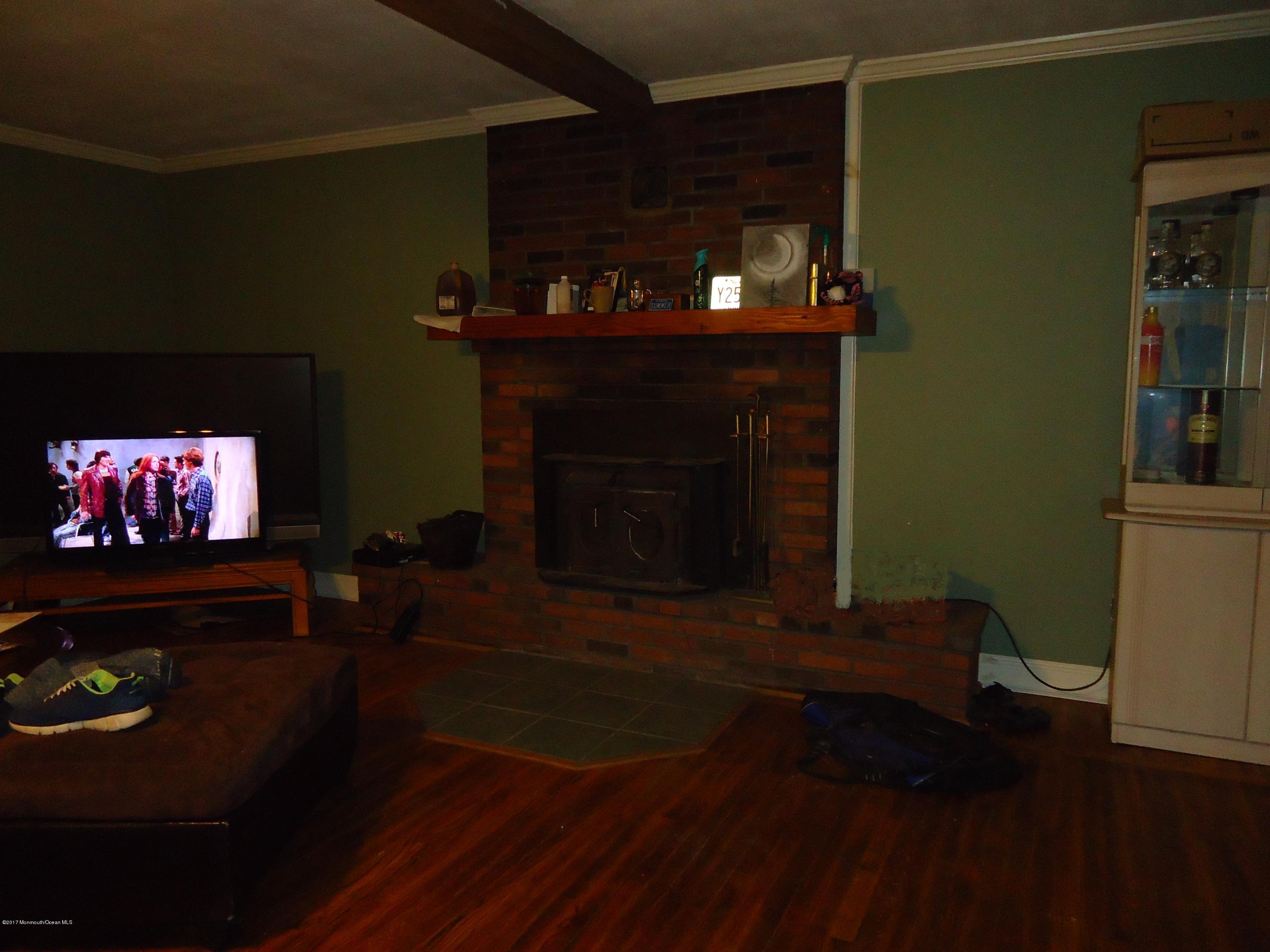 2435 Capshaw Road Forked River, NJ 08731 - Photo 6 of 17 Family Room