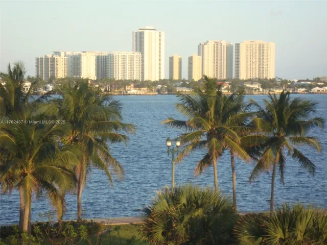 $377,000 | 801 Lake Shore Drive, Unit 414, Lake Park, FL 33403