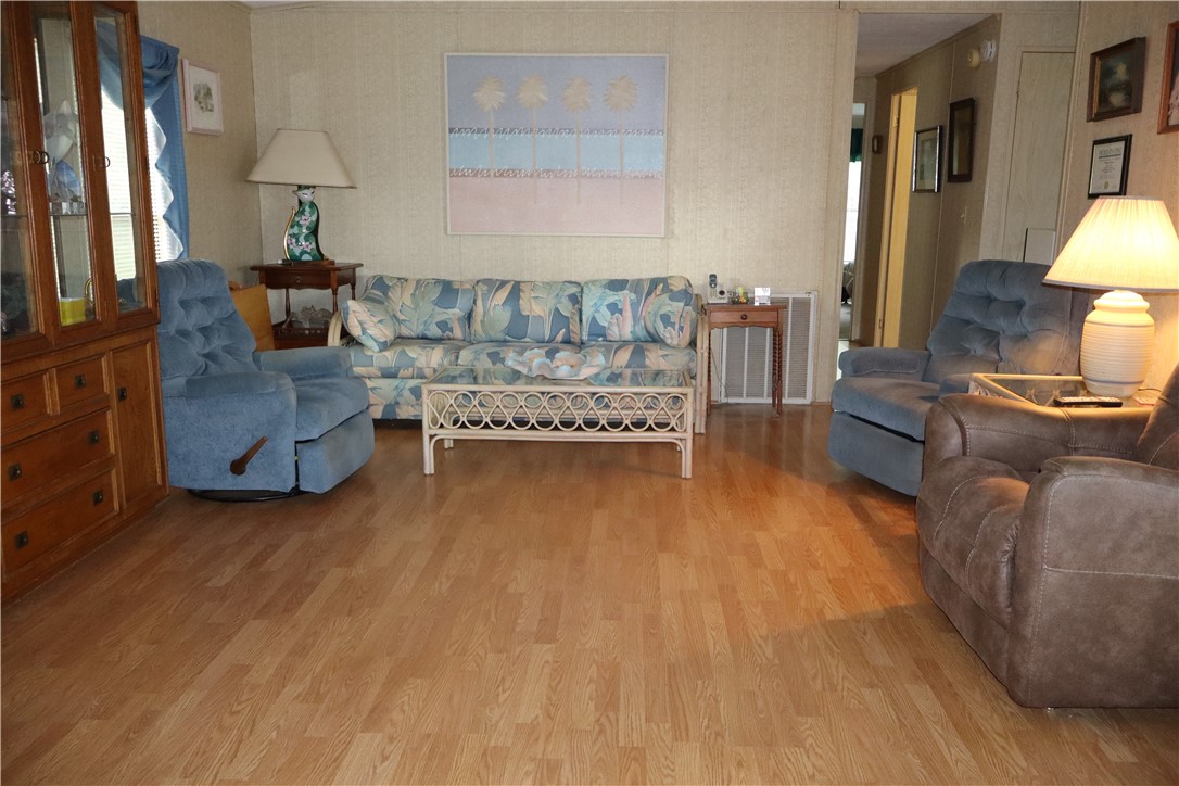 1020 Sebastian Road Barefoot Bay, FL 32976 - Photo 15 of 31 Gallery Image 15