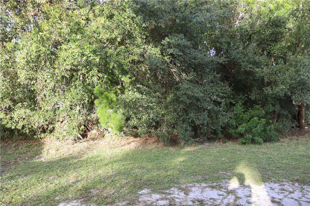 1020 Sebastian Road Barefoot Bay, FL 32976 - Photo 25 of 31 Gallery Image 25