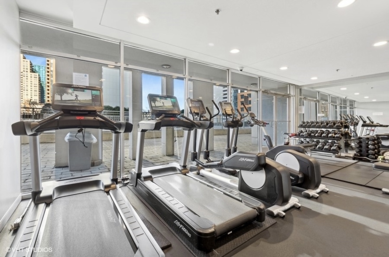 1250 South Michigan Avenue, Unit 1400 Chicago, IL 60605 - Photo 16 of 20