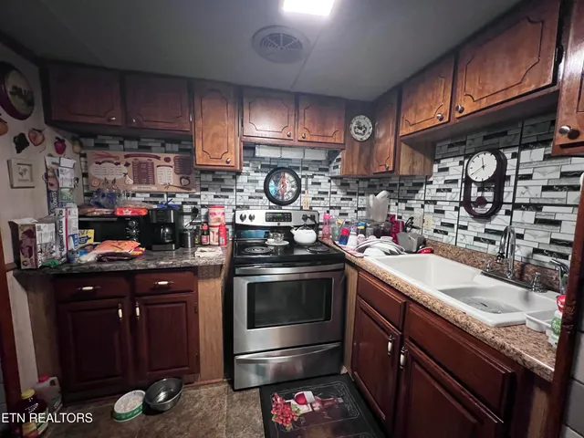 $250,000 | 119 Wagon Hollow Road, Middlesboro, KY 40965