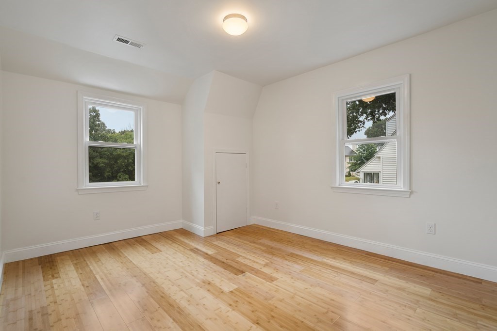 38 Indian Hill Road Worcester, MA 01606 - Photo 16 of 33 Gallery Image 16