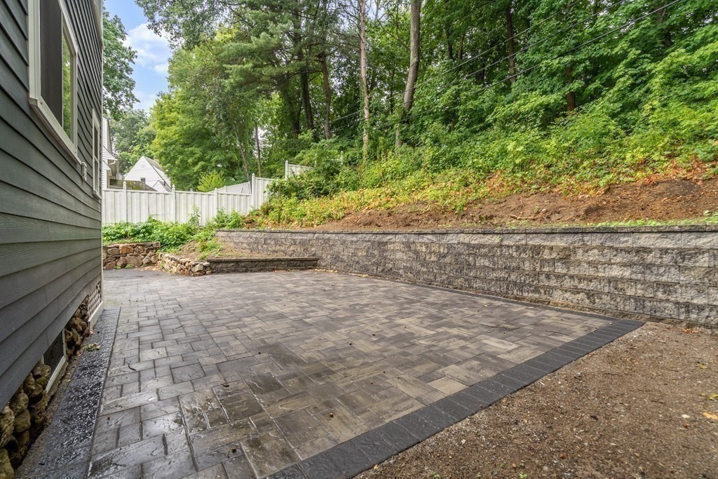 38 Indian Hill Road Worcester, MA 01606 - Photo 32 of 33 Gallery Image 32