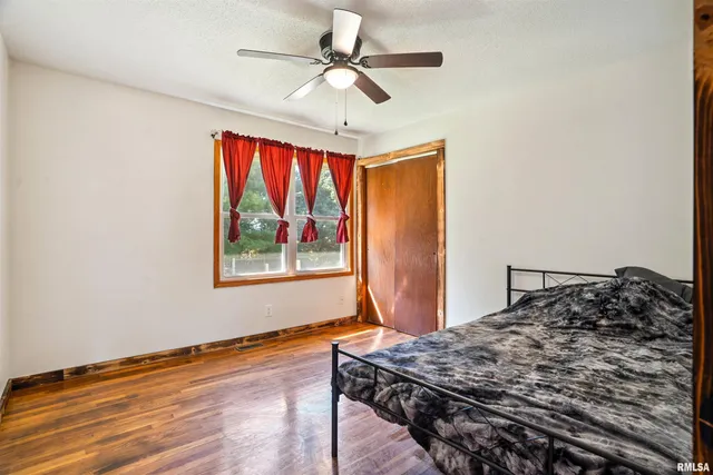 $489,900 | 1374 290th Avenue, Charlotte, IA 52731