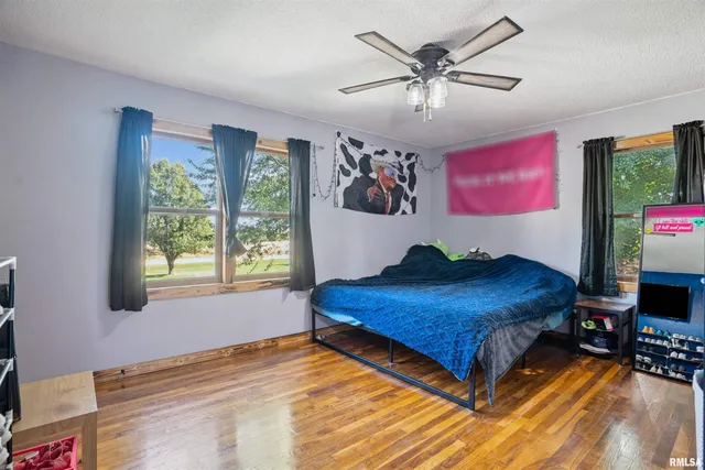 $489,900 | 1374 290th Avenue, Charlotte, IA 52731