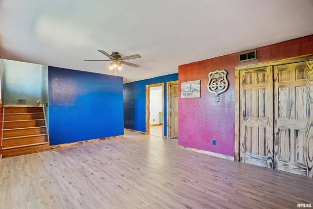 $489,900 | 1374 290th Avenue, Charlotte, IA 52731