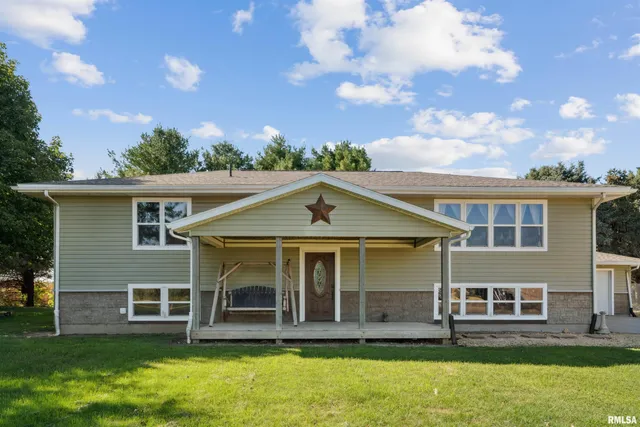 $489,900 | 1374 290th Avenue, Charlotte, IA 52731