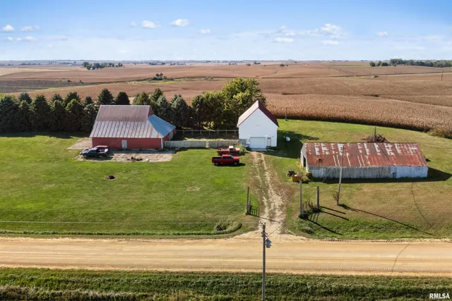 $489,900 | 1374 290th Avenue, Charlotte, IA 52731