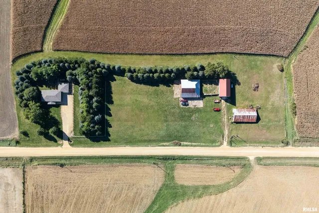 $489,900 | 1374 290th Avenue, Charlotte, IA 52731