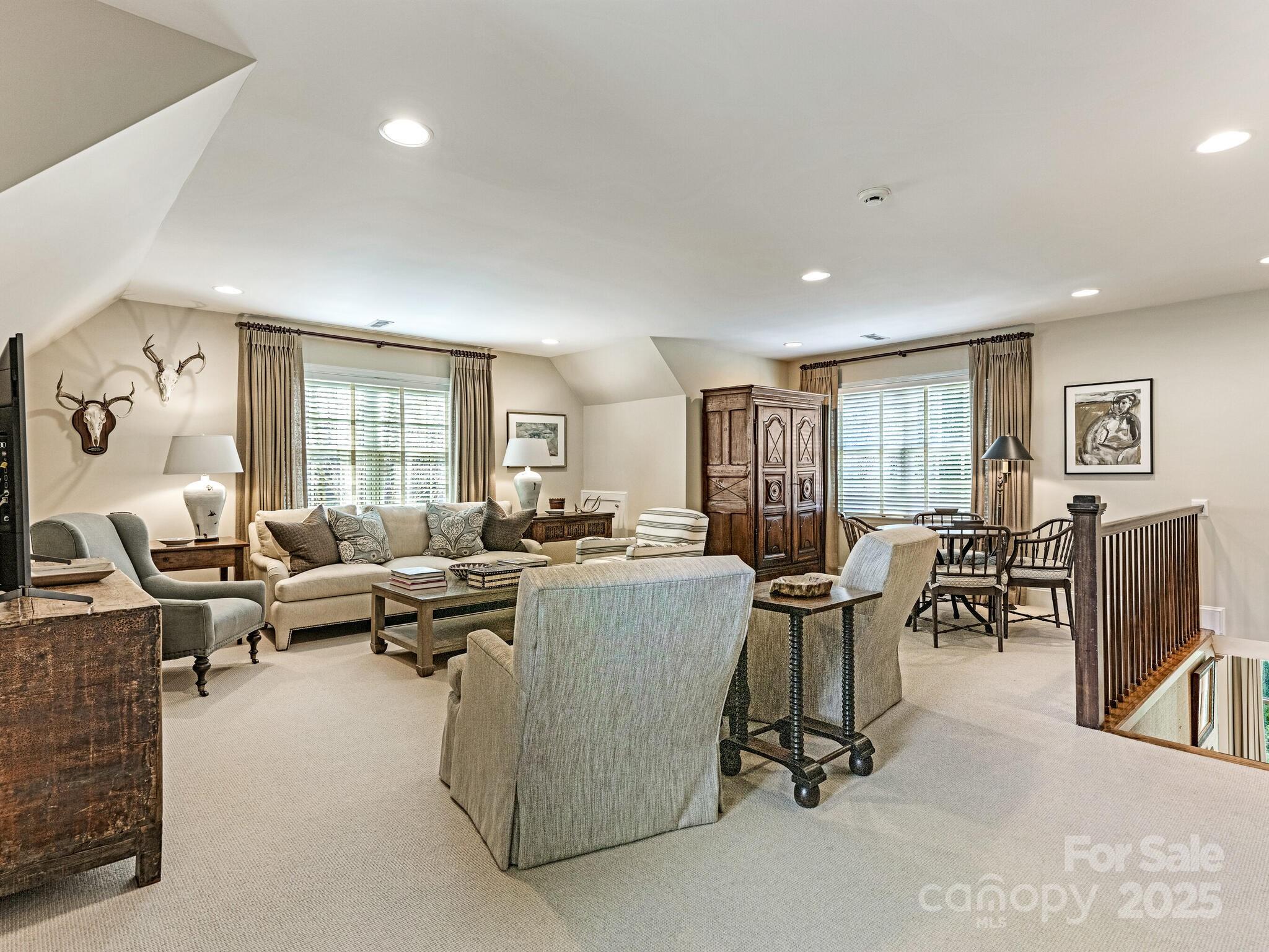 1136 Bolling Road Charlotte, NC 28207 - Photo 22 of 35 Gallery Image 22