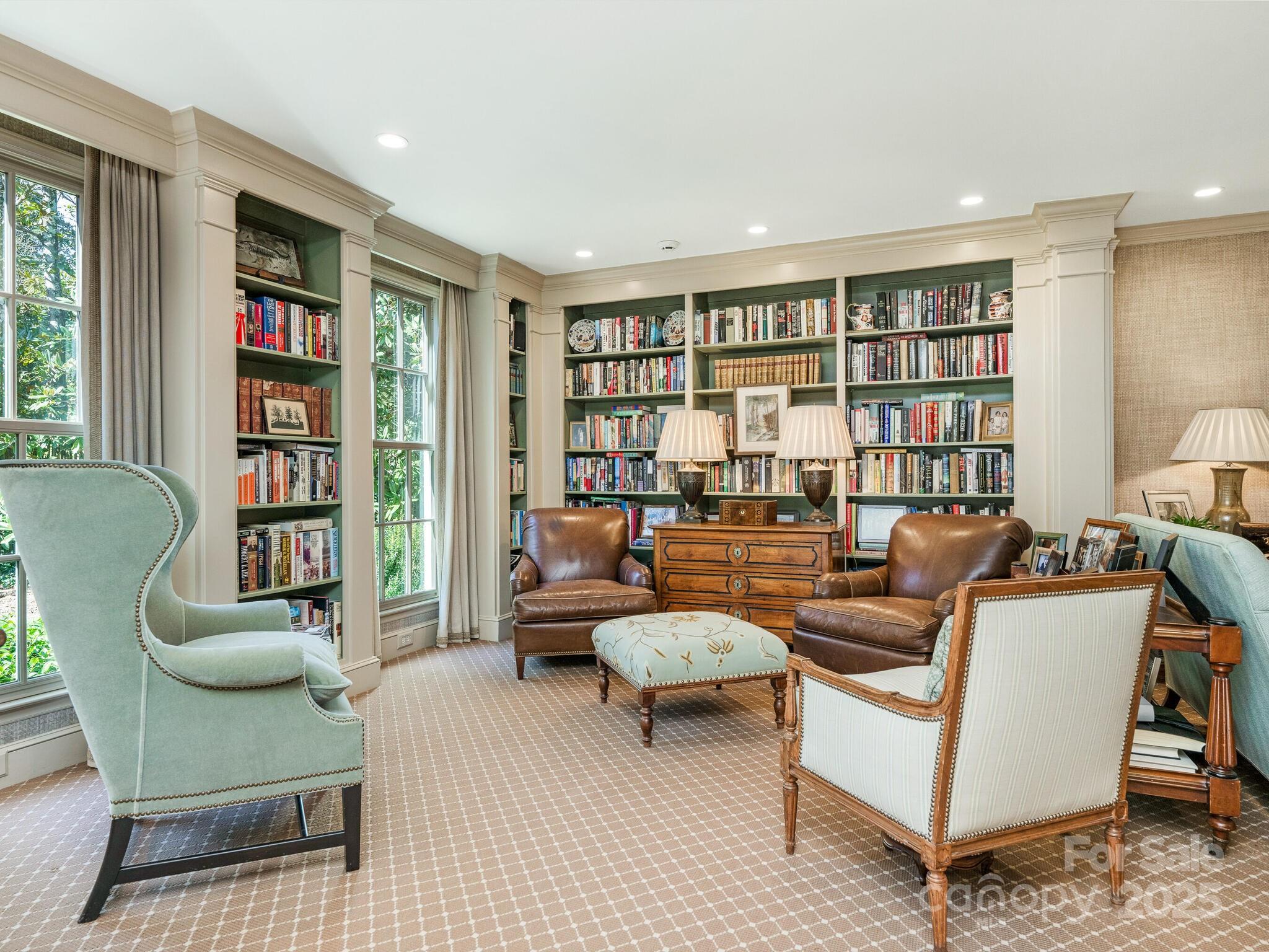 1136 Bolling Road Charlotte, NC 28207 - Photo 9 of 35 Gallery Image 9