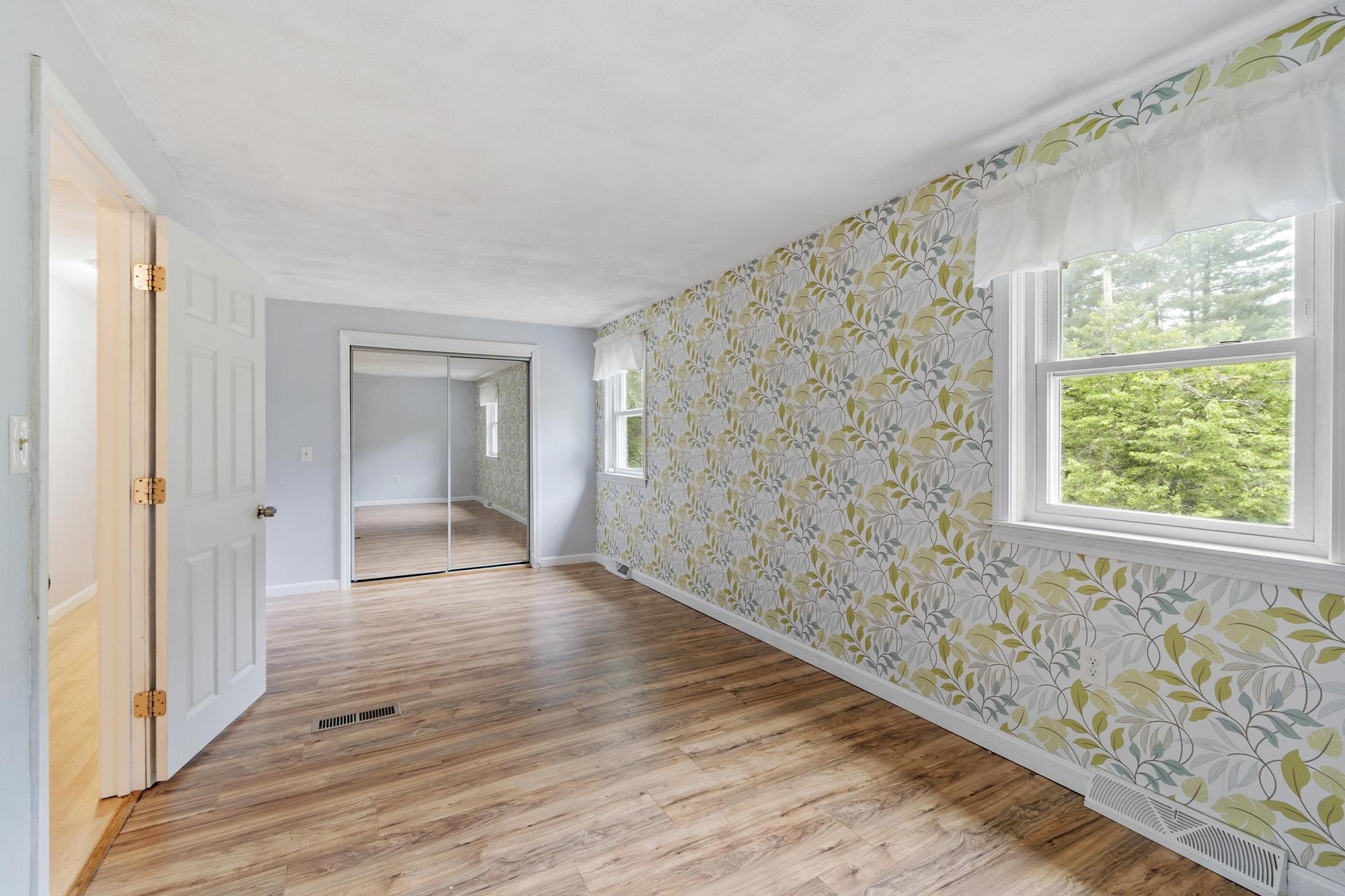 113 Newton Road Plaistow, NH 03865 - Photo 21 of 60