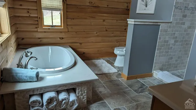 $10,000 | 292 Van Etten Road, Prattsville, NY 12468