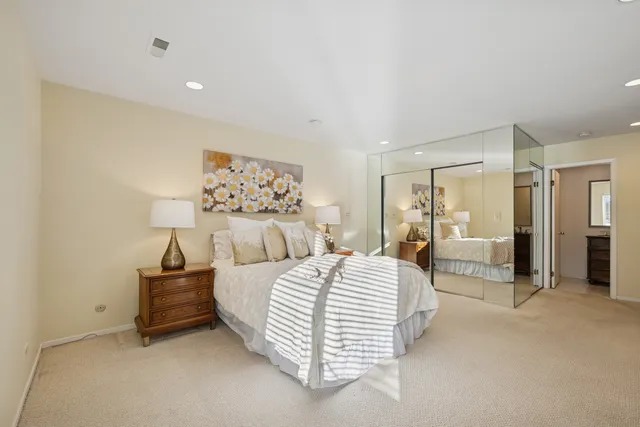 $349,000 | 3030 Pheasant Creek Drive, Unit 102, Northbrook, IL 60062