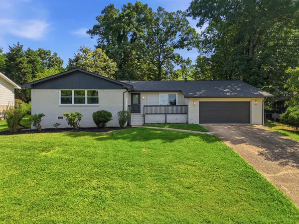 $339,900 | 907 Wesley Drive, Hixson, TN 37343