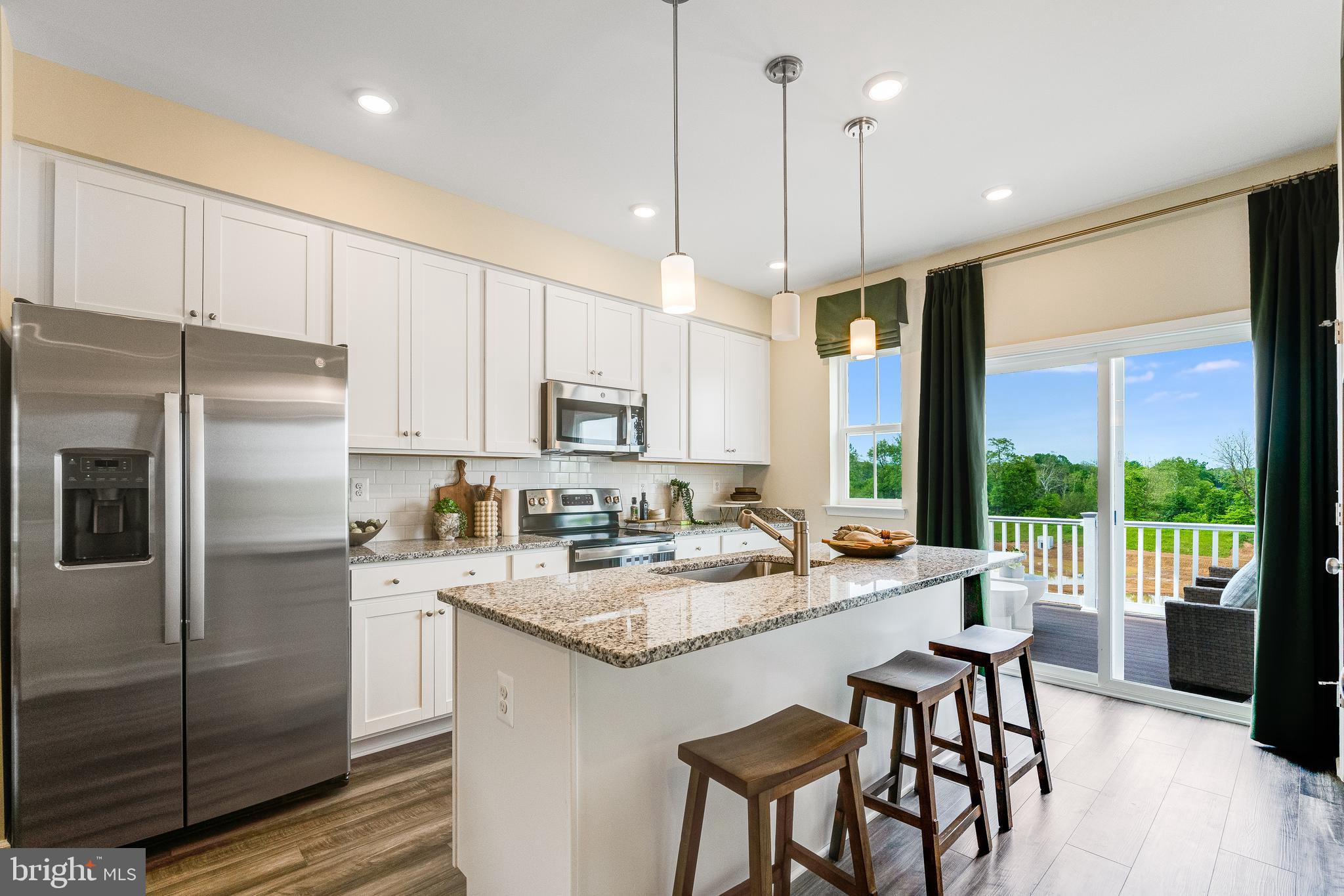 446 17th Avenue, Unit 202 Ranson, WV 25438 - Photo 4 of 21