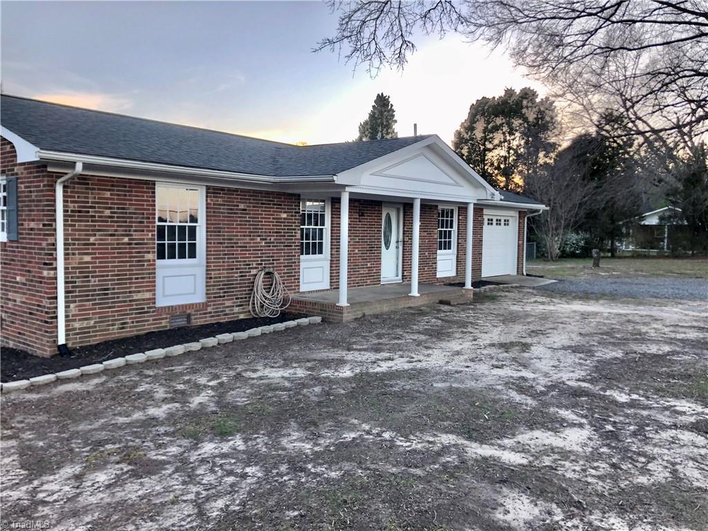 2340 Settle Bridge Road Stoneville, NC 27048 - Photo 3 of 27 Gallery Image 3