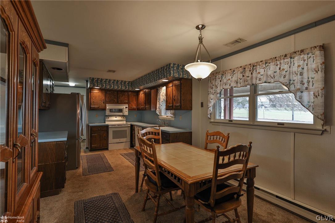 4610 Terrace Road Orefield, PA 18069 - Photo 6 of 38 Gallery Image 6